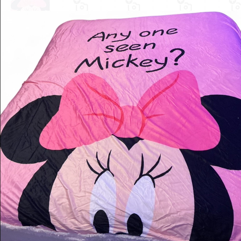 Disney Minnie Mouse Pink Bedding Set